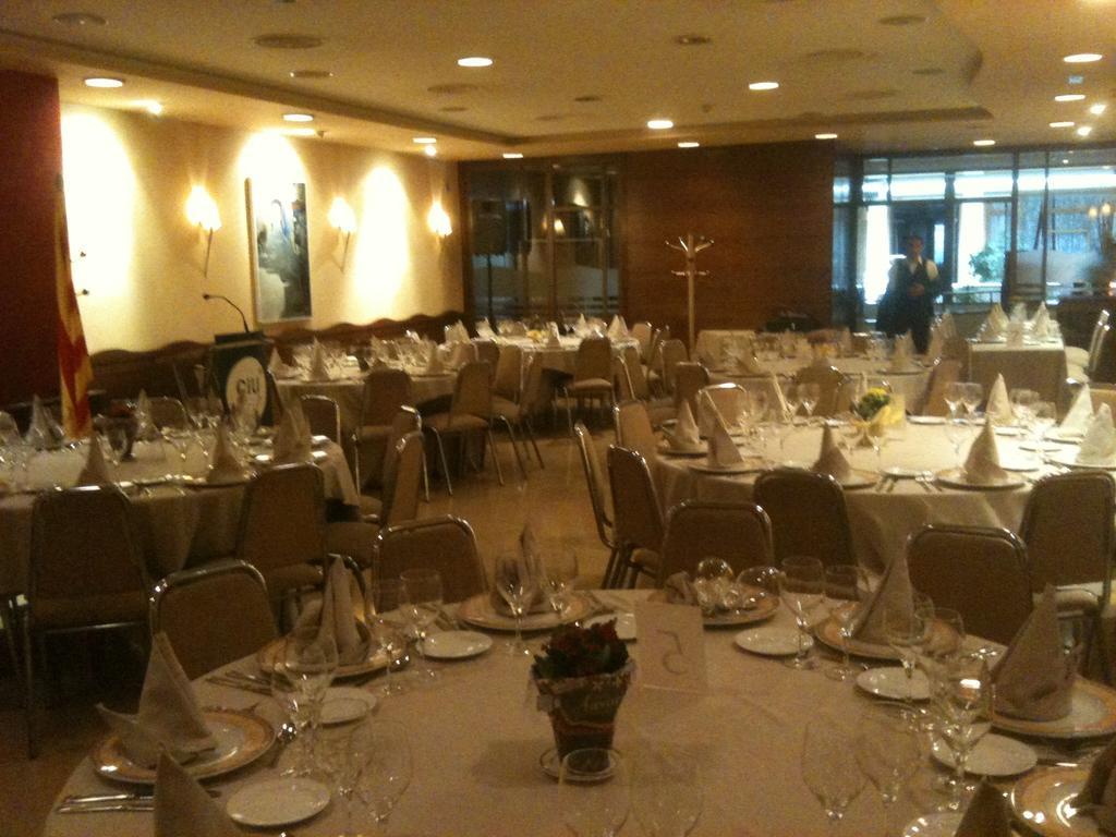 Hotel Manel Martorell Εξωτερικό φωτογραφία